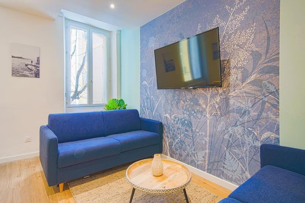 Spacious T2 Near The Halles And The Harbour Тулон Екстериор снимка